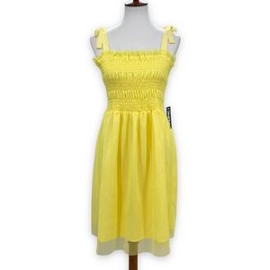 𝅺MODCLOTH A Little Ray Of Sunshine Dress Yellow Smocked Fit & Flare Size M